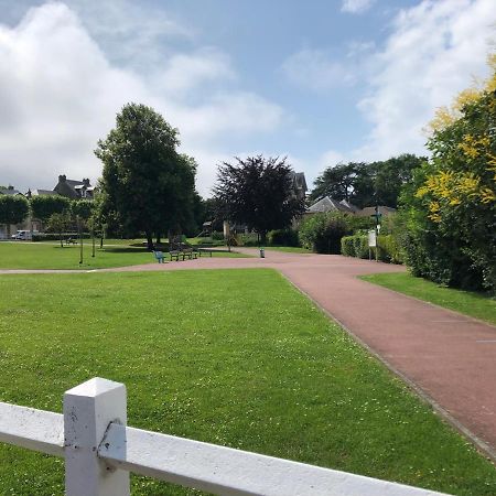 Villa Casa Parcului à Villers-sur-Mer Extérieur photo